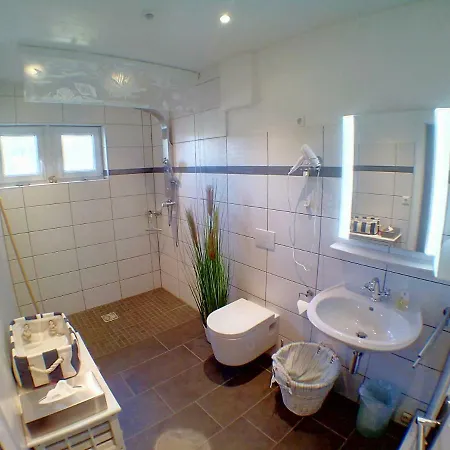 Ferienwohnung Deichstr De Lorenzo Carolinensiel Buitenkant foto